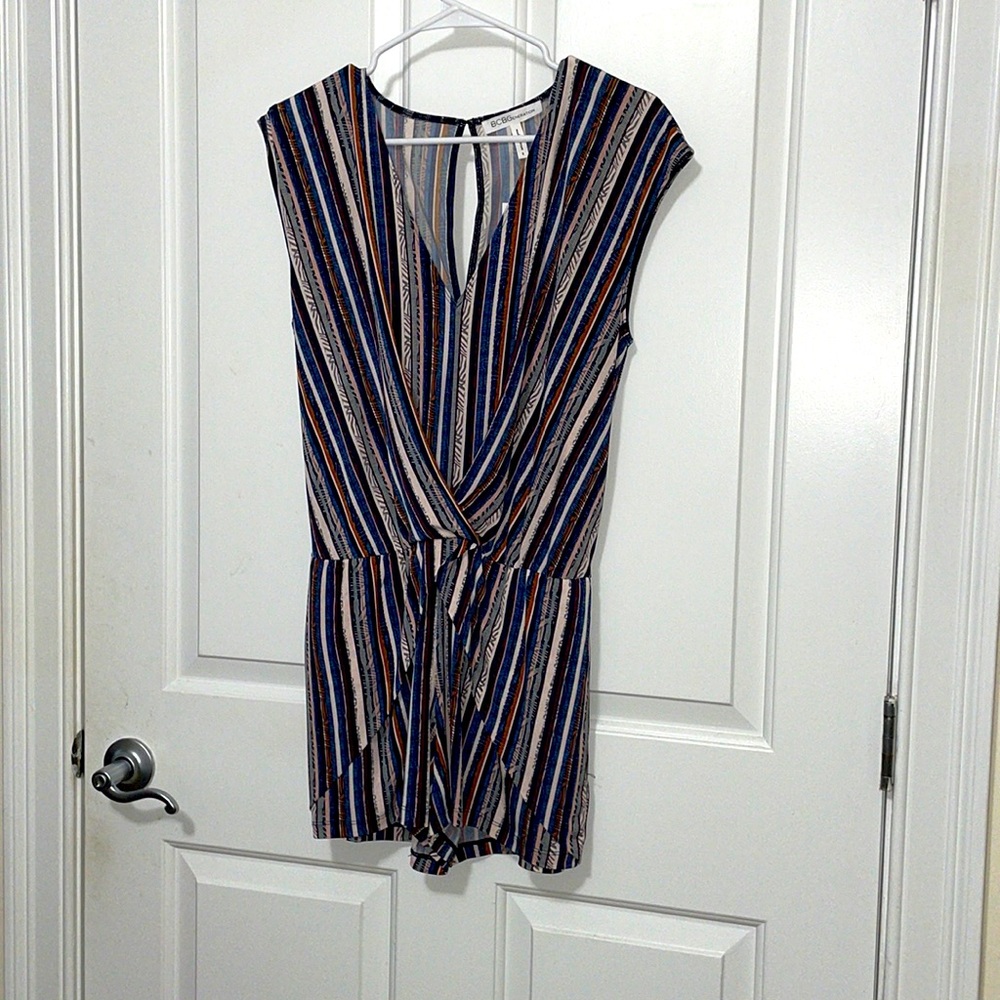 NWT BCBG generation shorts romper size small